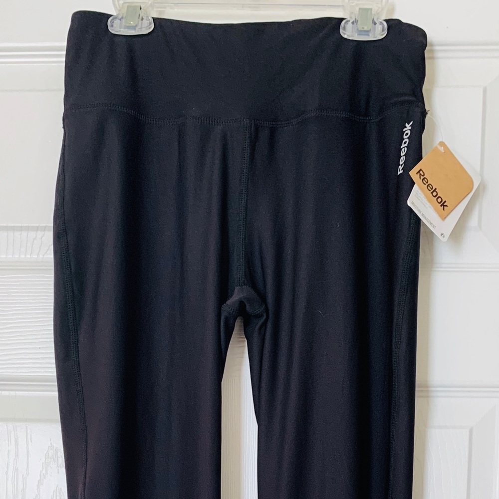Black stretchy work out pants.